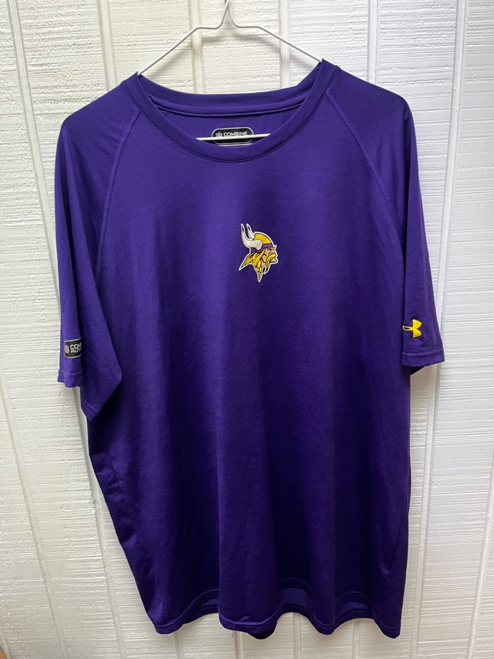 Under Armour NFL Minnesota Vikings Men’s XL Combine Authentic Purple SS Tee